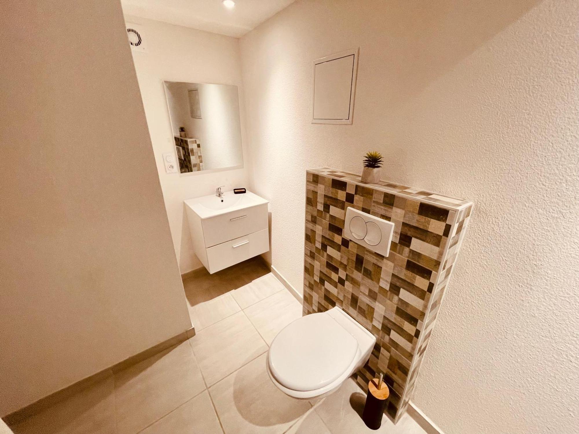 La Cave Aux Lumieres - Proche Centre-Ville - 2 Chambres - Wifi Renaison 外观 照片