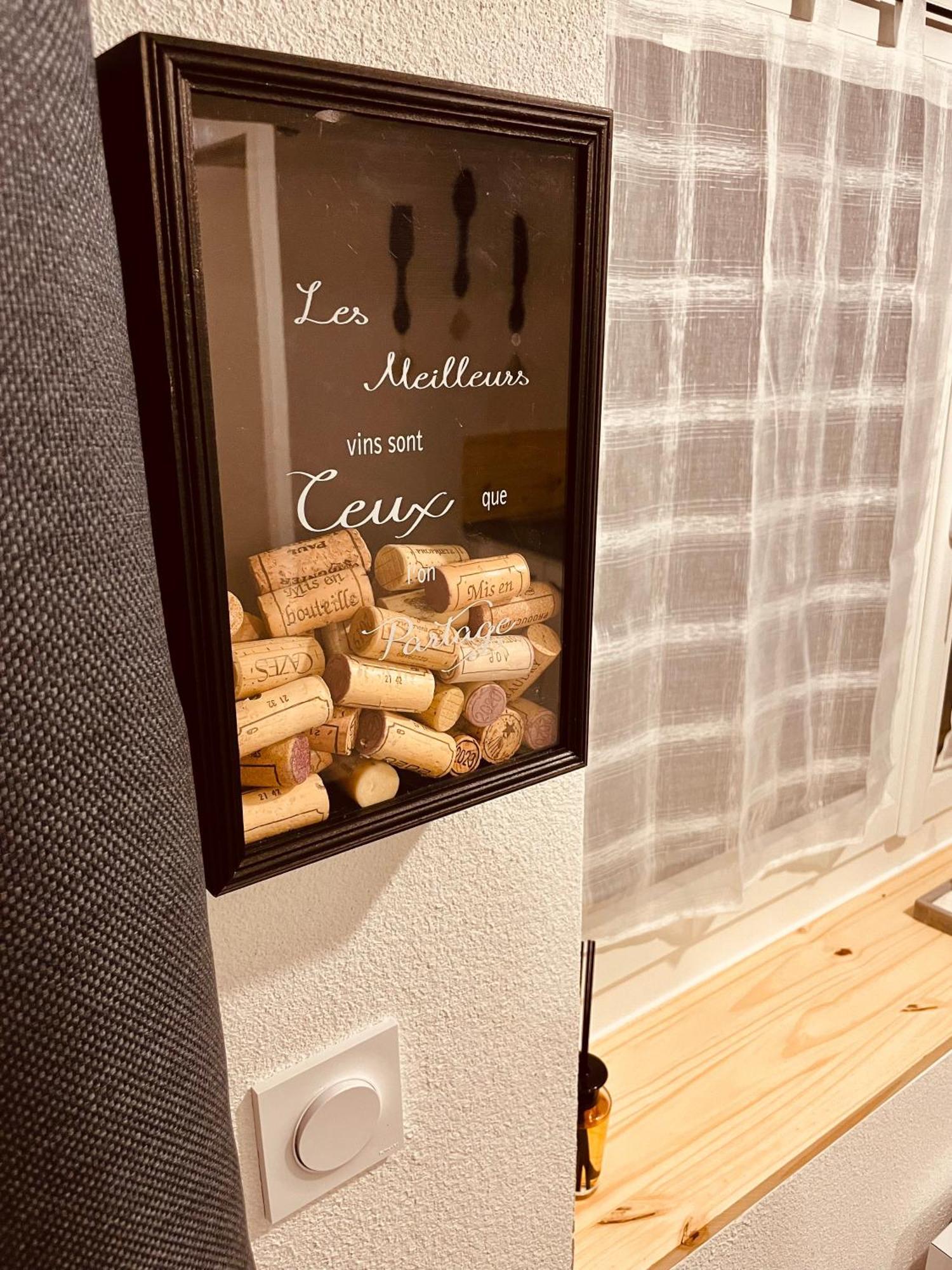 La Cave Aux Lumieres - Proche Centre-Ville - 2 Chambres - Wifi Renaison 外观 照片